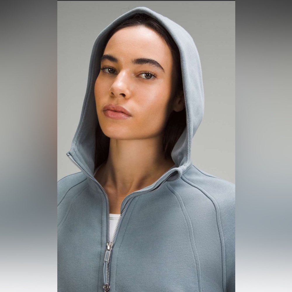 Lululemon Oversized Full-Zip Scuba Hoodie
Belgian Blue - Picture 3 of 11